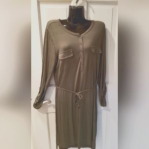 Simply Styled Olive Green Dress with 3/4 Sleeves